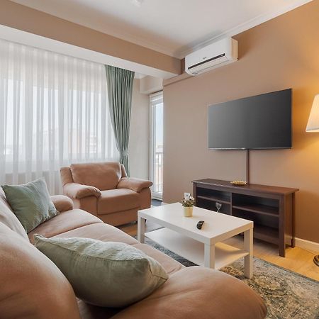 Warm Flat Apartment Oradea Bagian luar foto